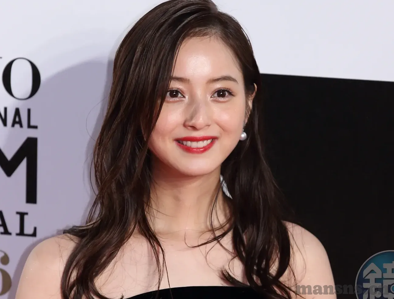 麻豆果冻天美传媒二区-麻豆果冻，网络娱乐的潮流新宠
